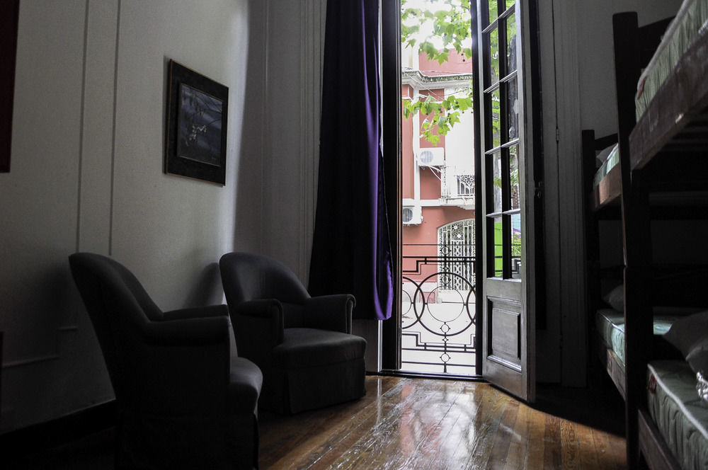 Blanes Hostel Montevideo Exterior photo
